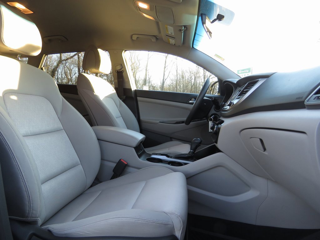 Used 2016 Hyundai Tucson SE w/ Option Group 02 image 13