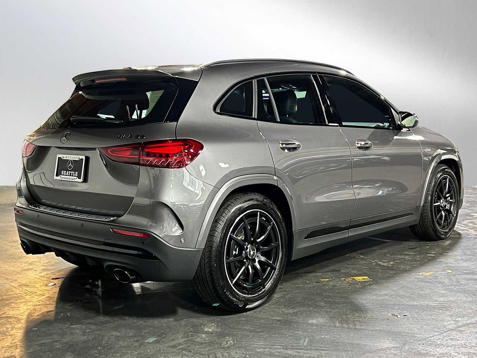 Certified 2025 Mercedes-Benz GLA 35 AMG 4MATIC image 3