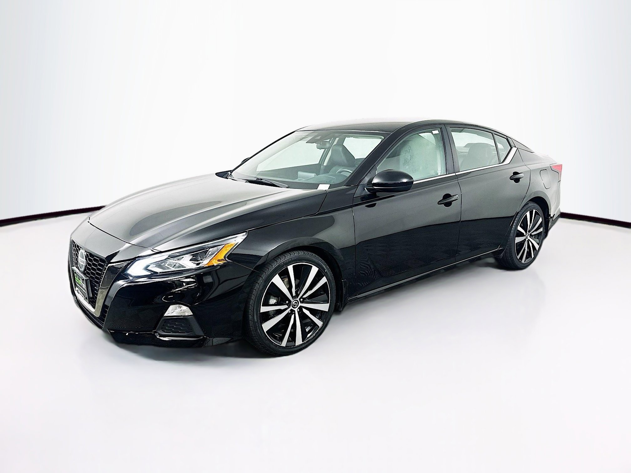 Used 2022 Nissan Altima 2.5 SR FWD image 3