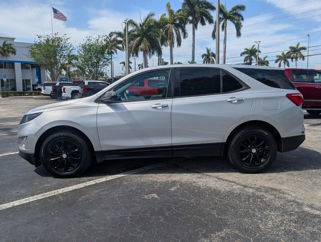 Used 2018 Chevrolet Equinox LS FWD image 4