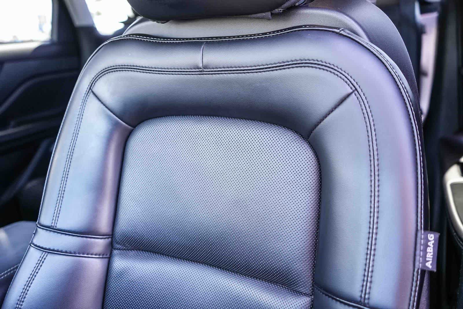 Used 2021 Lincoln Corsair FWD w/ Premium Package image 25