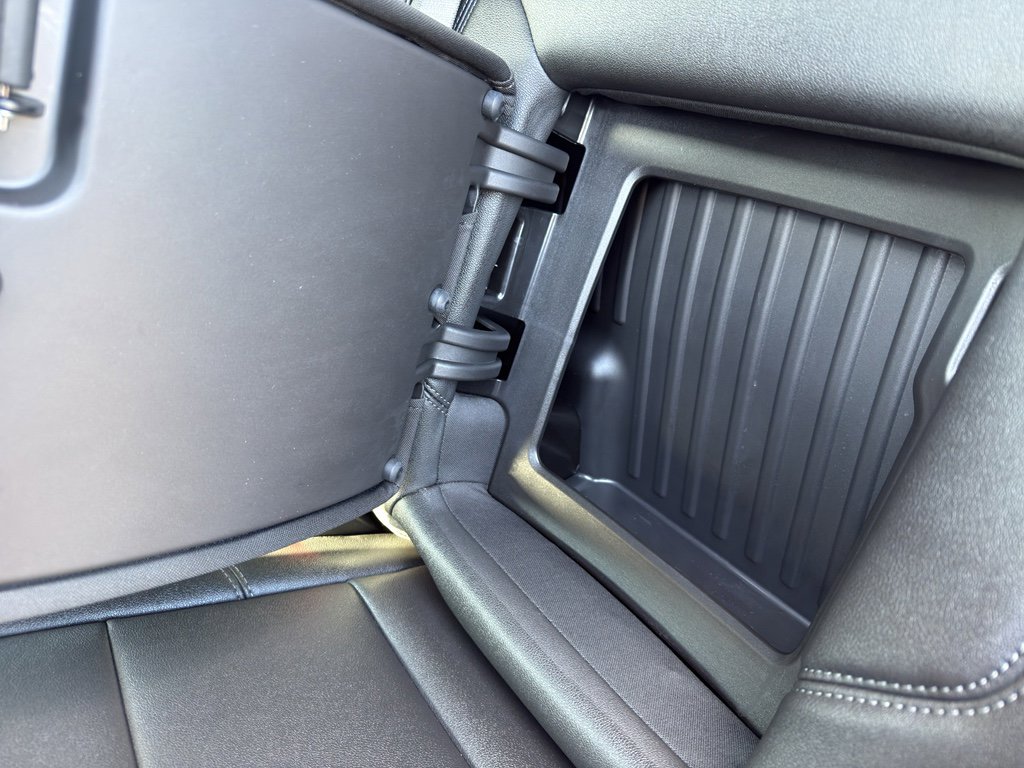 Used 2024 Chevrolet Silverado 1500 LT Trail Boss w/ LT Trail Boss Premium Package image 36