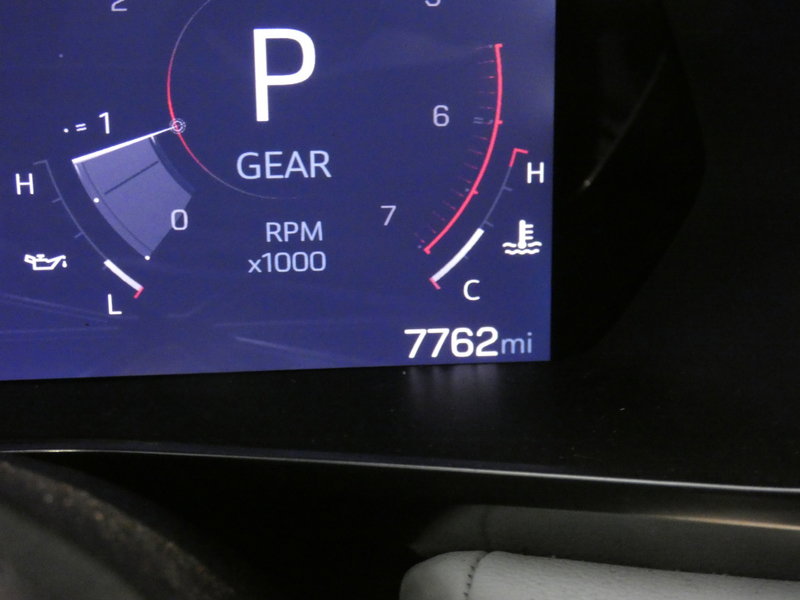 Used 2023 GMC Canyon AT4X image 22