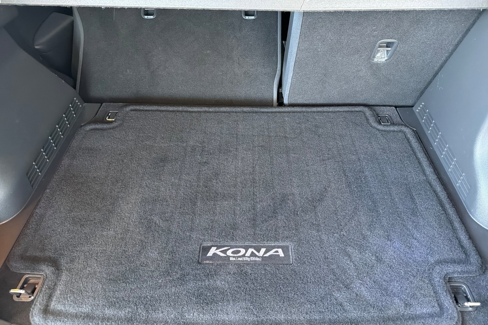 Used 2021 Hyundai Kona Limited w/ Cargo Package AWD/4WD image 14
