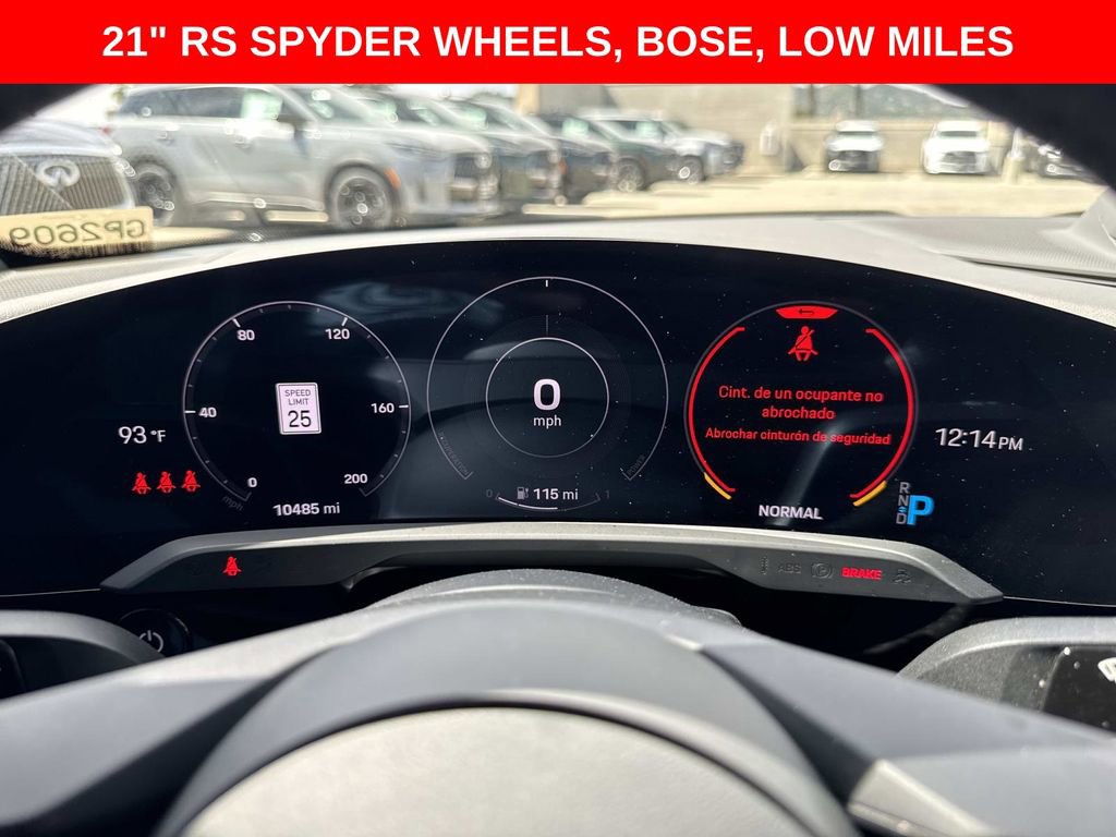 Used 2023 Porsche Taycan image 21