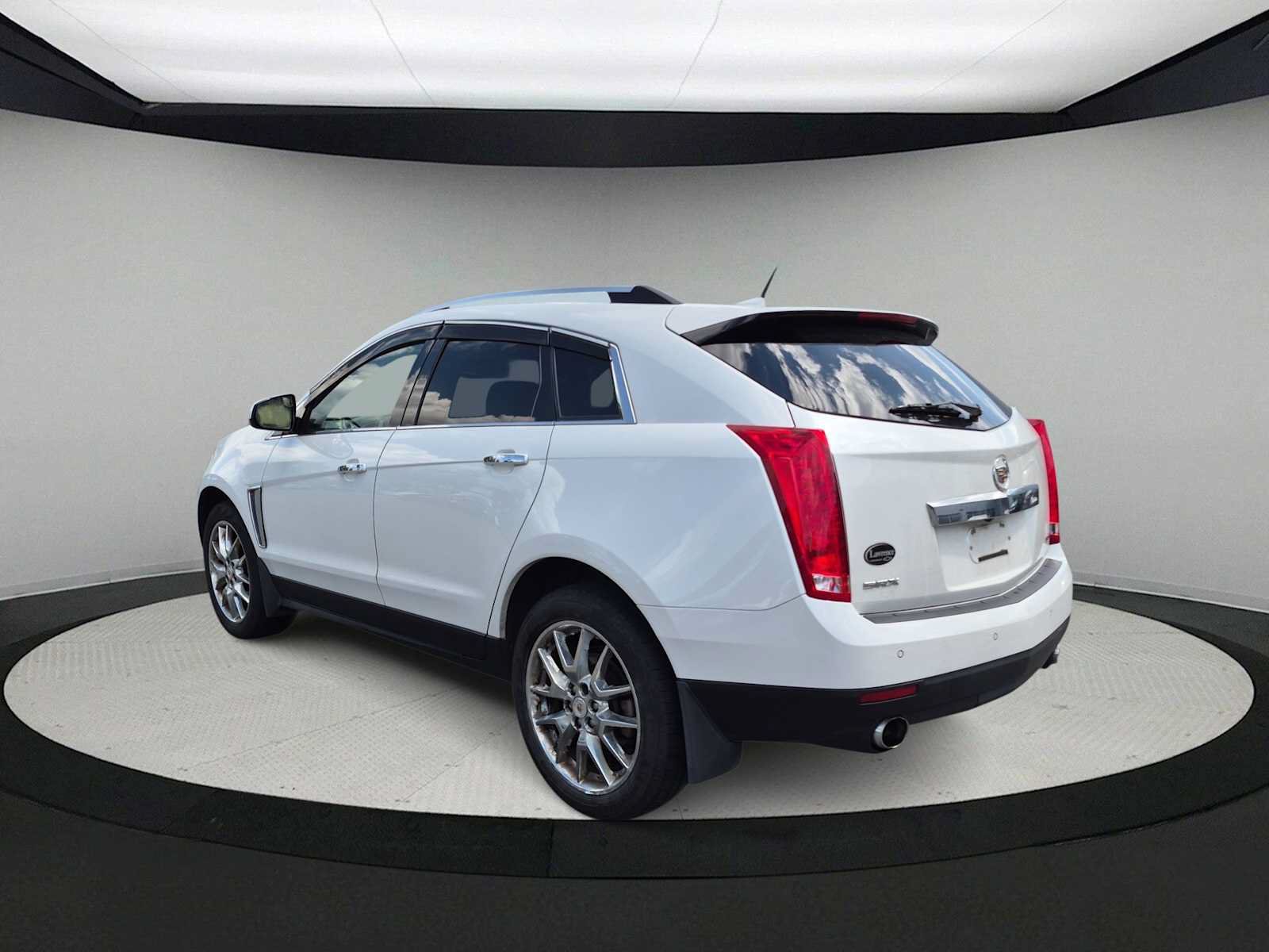 Used 2014 Cadillac SRX Performance w/ Driver Awareness Package FWD image 6