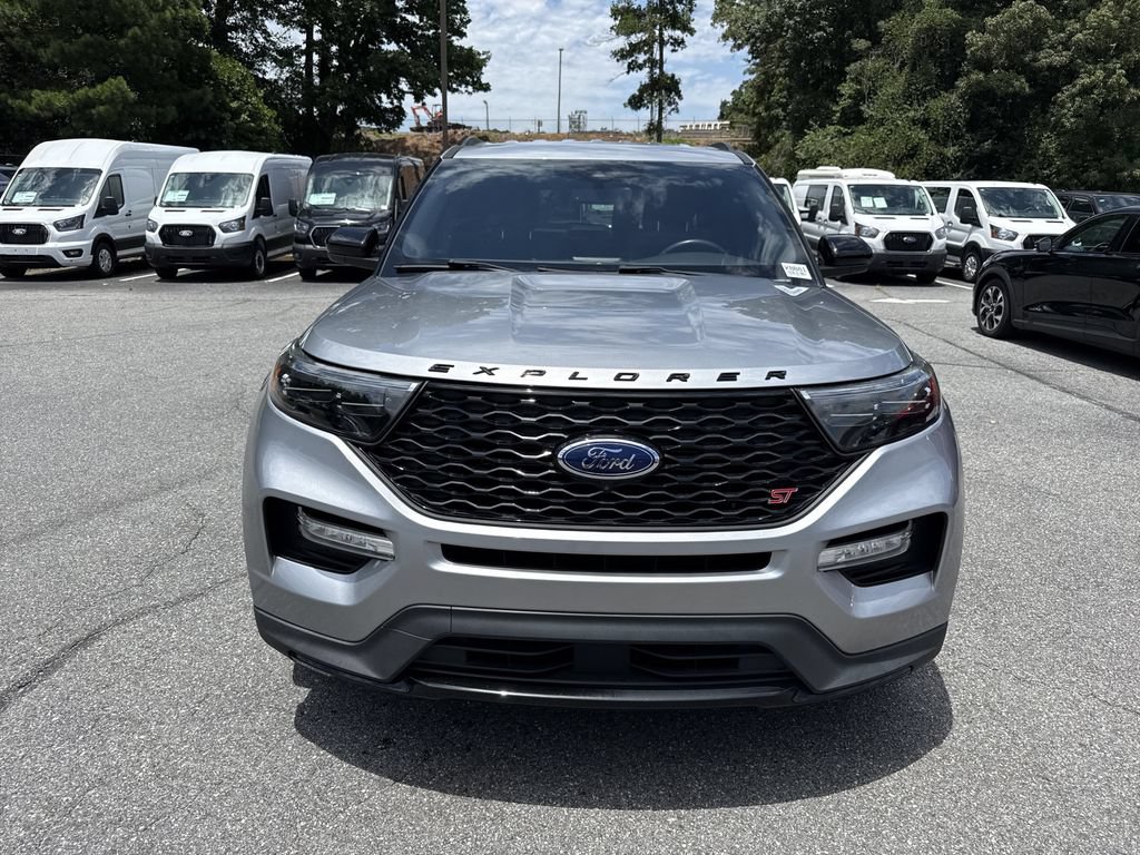 Used 2022 Ford Explorer ST w/ ST Street Pack RWD image 2