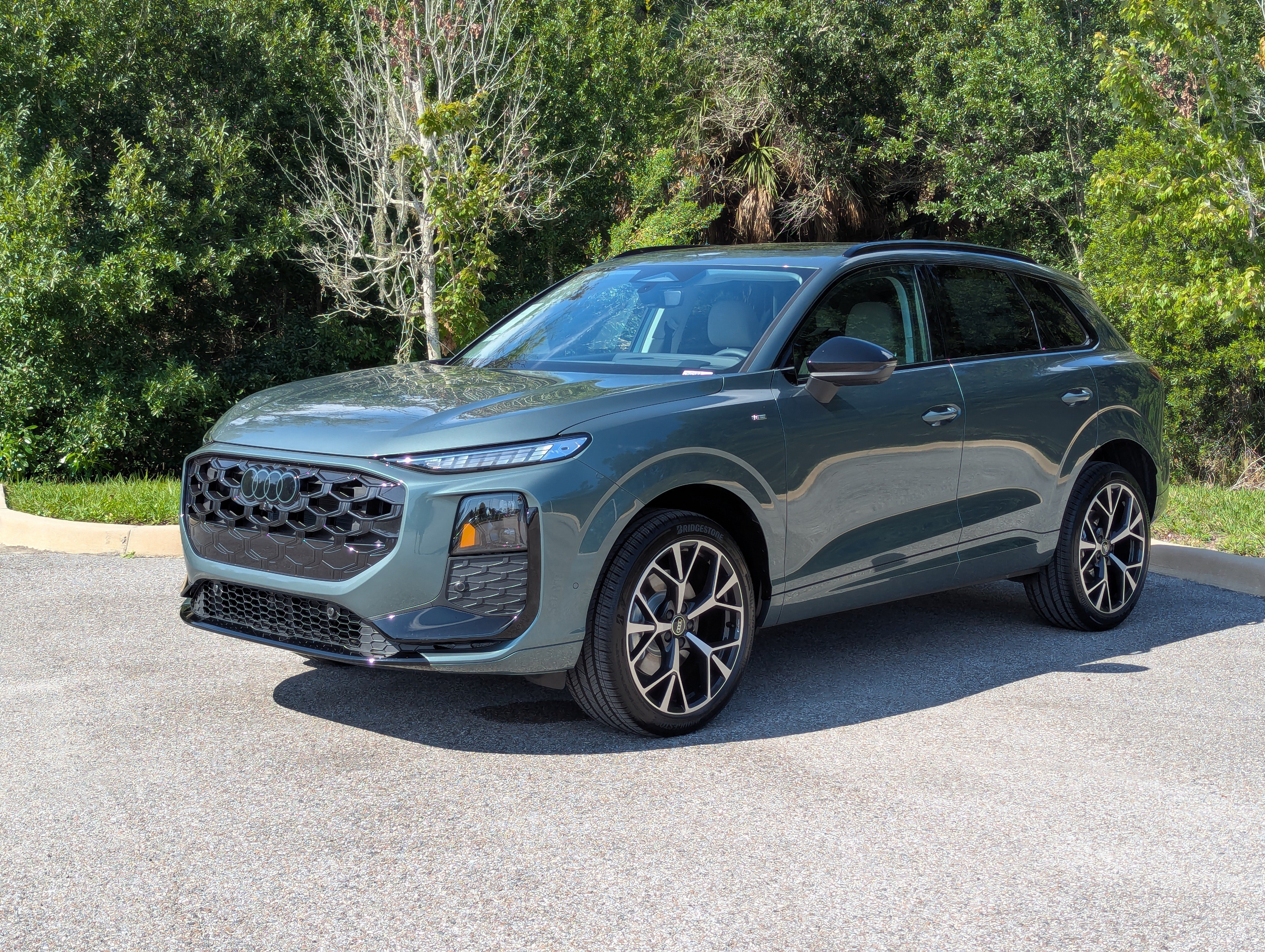 New 2026 Audi Q3 quattro 2.0T AWD/4WD image 3