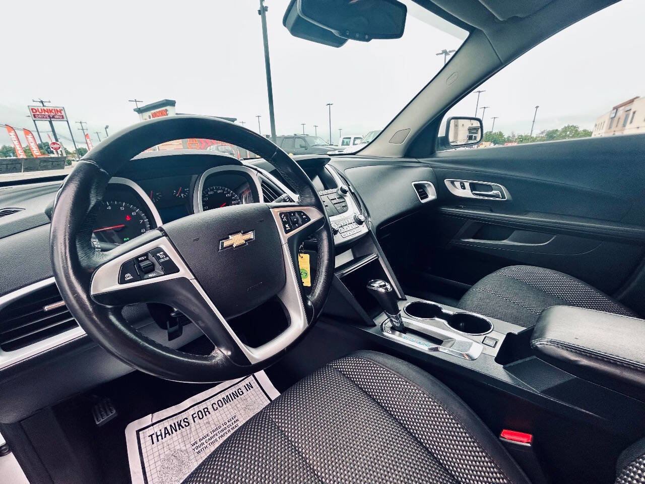 Used 2017 Chevrolet Equinox LT w/ Convenience Package image 12