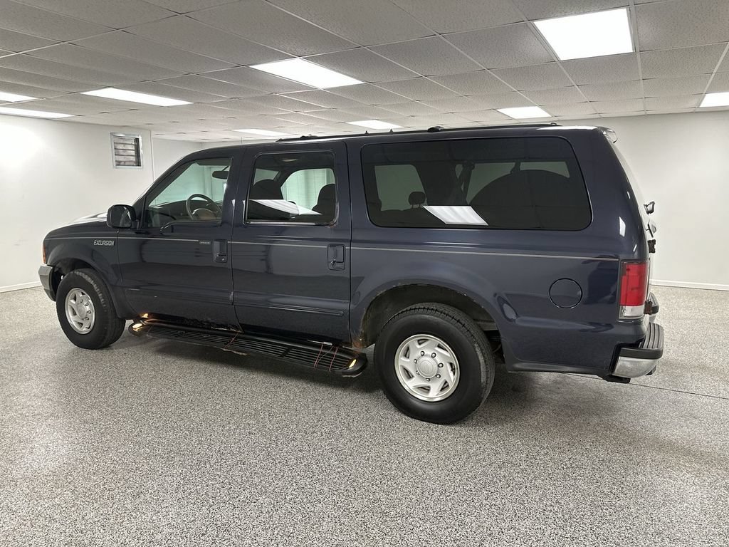 Used 2000 Ford Excursion XLT RWD image 6