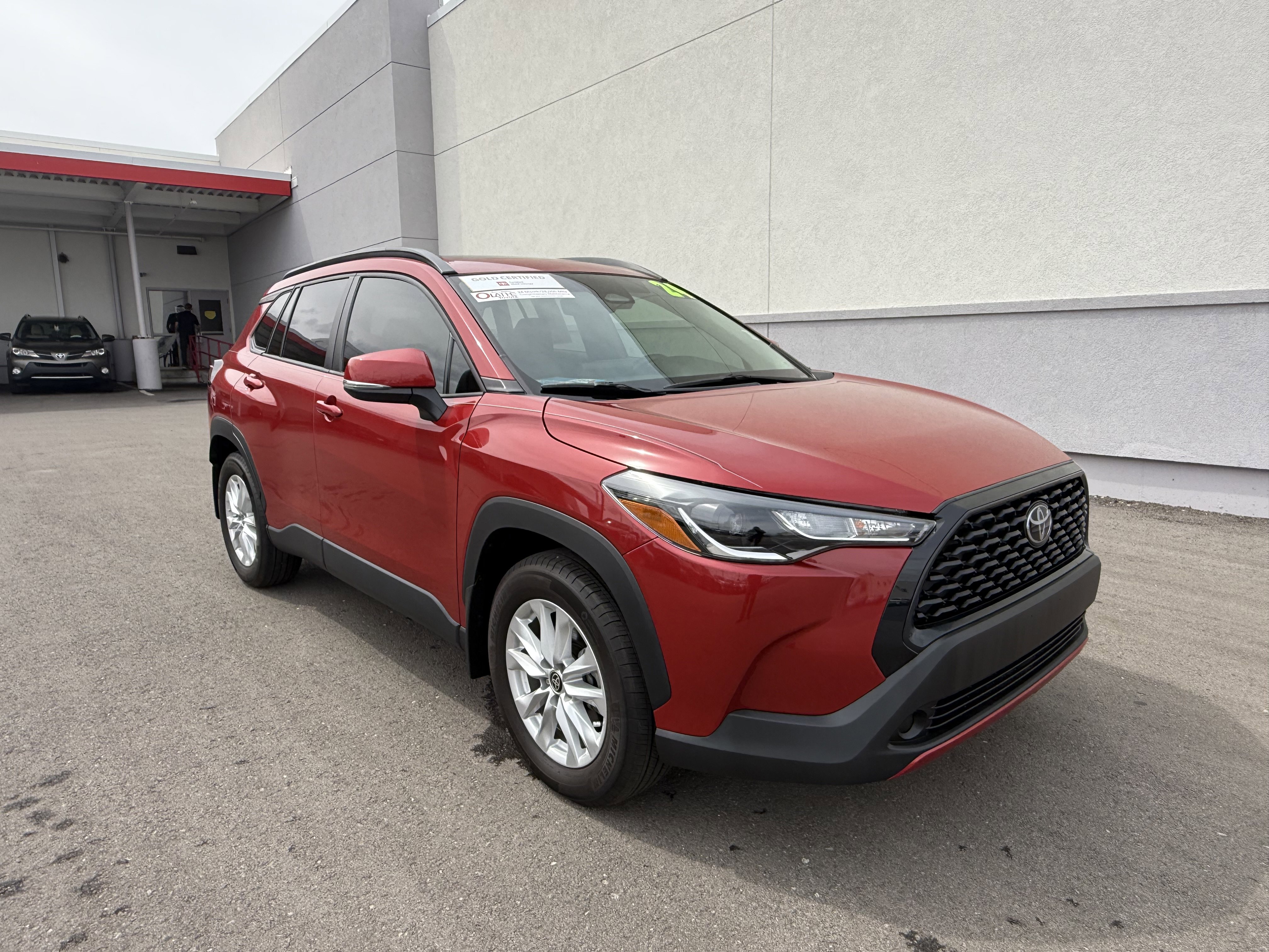 Certified 2024 Toyota Corolla Cross LE w/ Moonroof Package FWD image 24