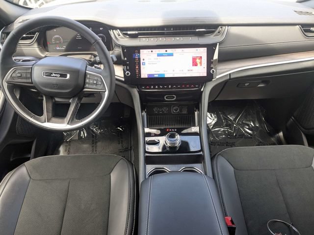 New 2026 Jeep Grand Cherokee Altitude AWD/4WD image 15