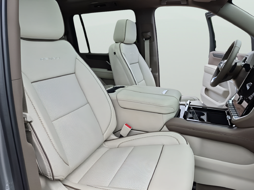 New 2026 GMC Yukon XL Denali w/ Sun & Power Step Package AWD/4WD image 41