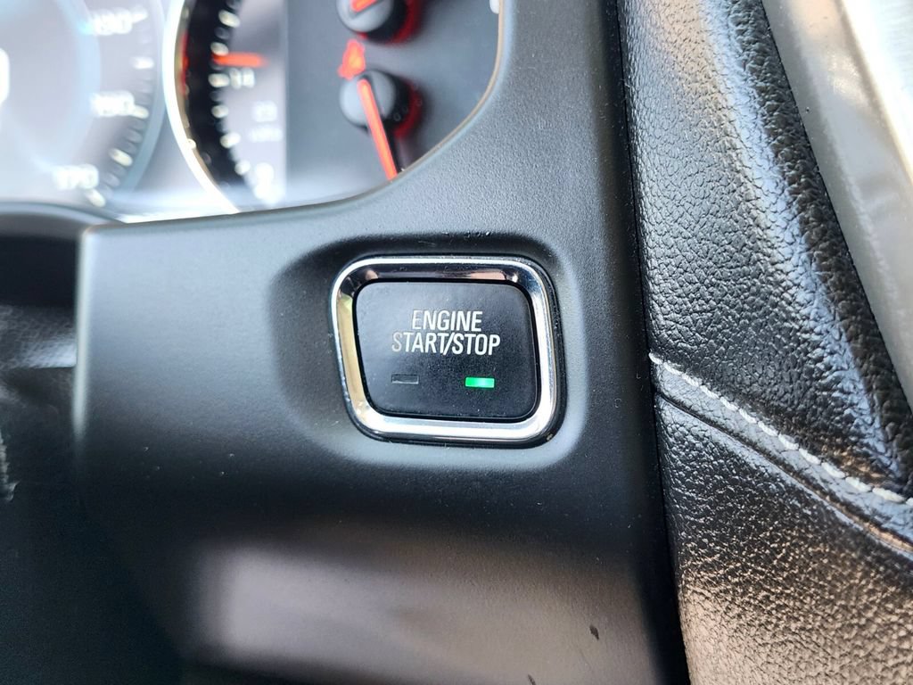 Used 2019 GMC Acadia Denali w/ Technology Package AWD/4WD image 27