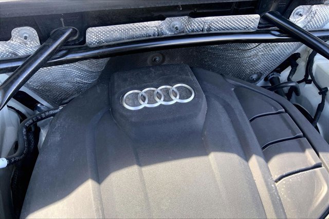 Used 2020 Audi Q5 2.0T Premium AWD/4WD image 32