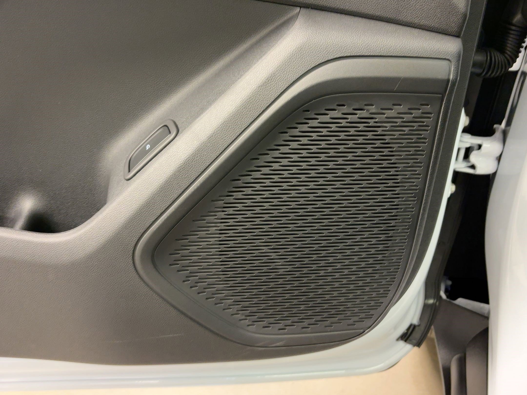 New 2026 Chevrolet Traverse LT w/ Sun and Wheel Package image 21