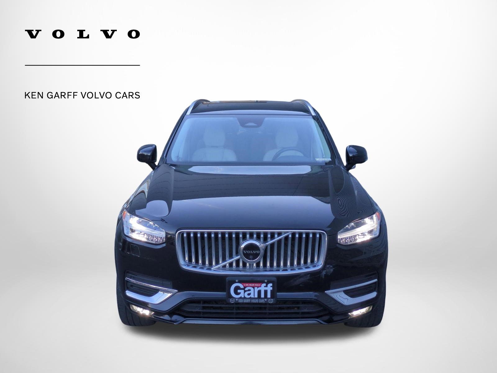 Used 2023 Volvo XC90 B6 Plus image 9
