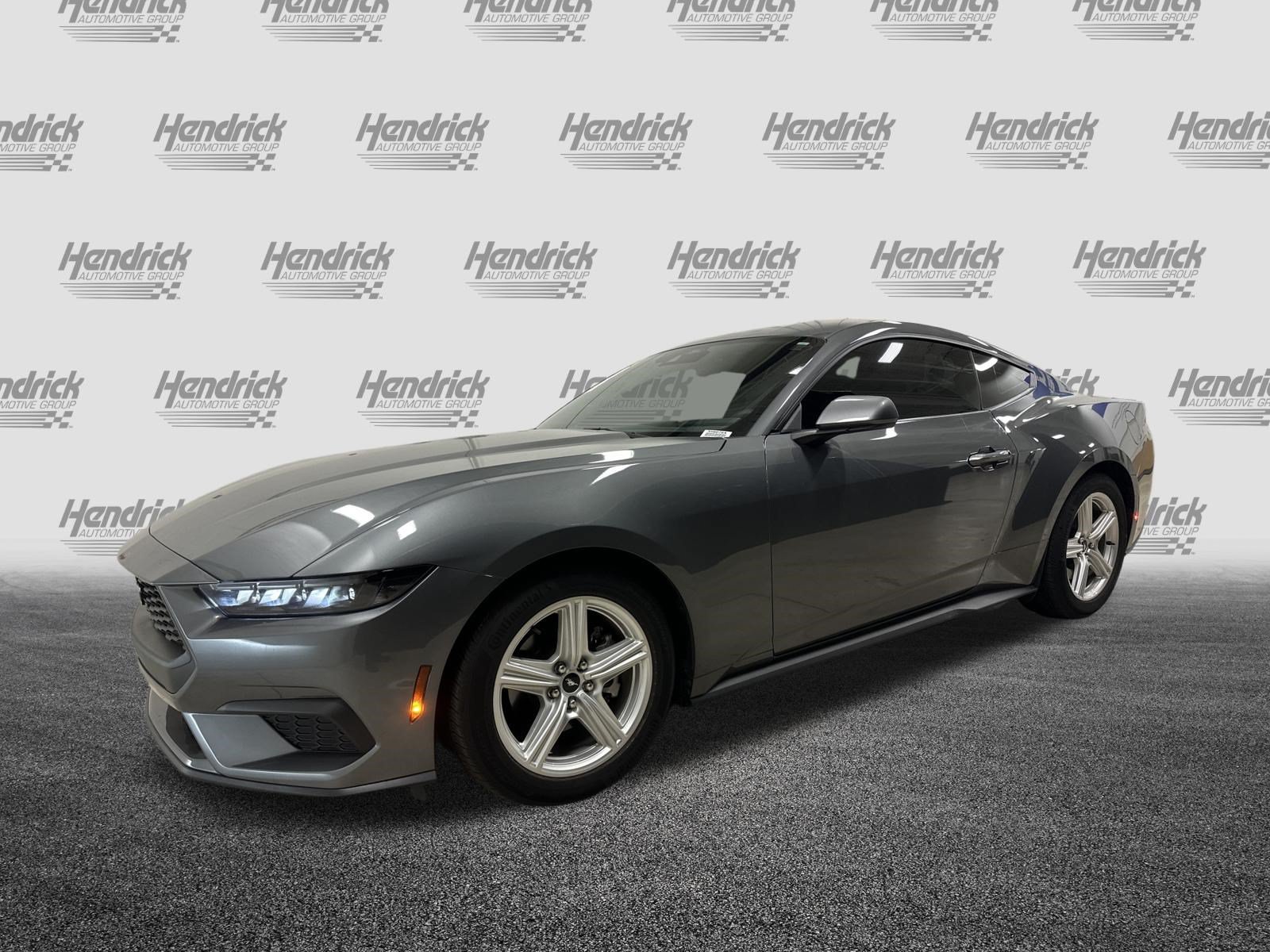 Used 2026 Ford Mustang Coupe RWD image 5