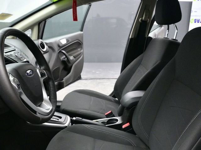 Used 2016 Ford Fiesta SE image 17