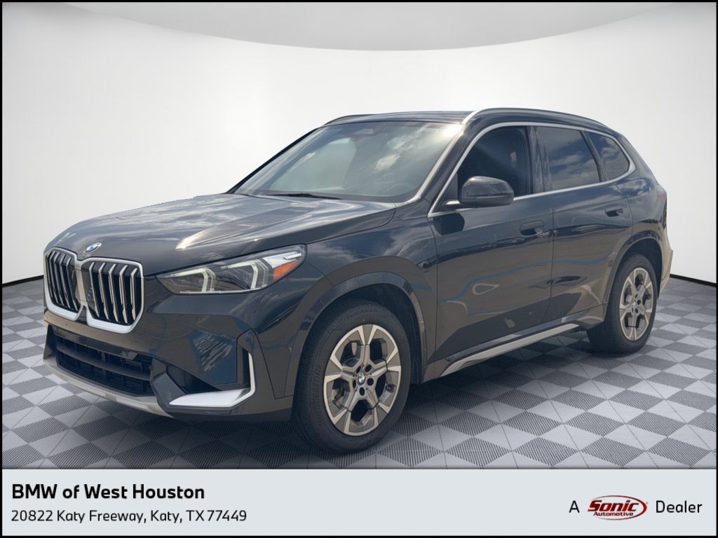 Used 2026 BMW X1 xDrive28i AWD/4WD image 1