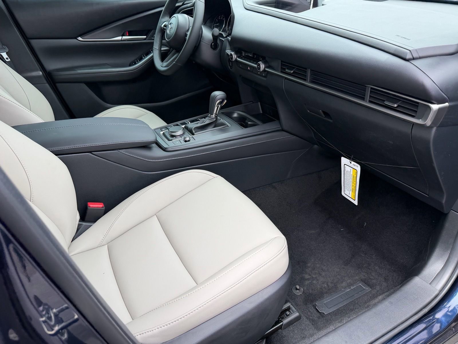New 2026 MAZDA CX-30 AWD 2.5 S w/ Select Sport Pkg image 13