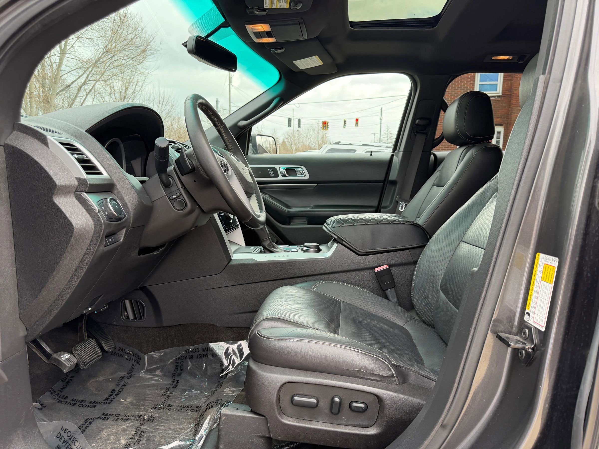 Used 2015 Ford Explorer Sport w/ Equipment Group 401A image 16