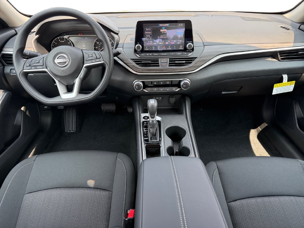 New 2026 Nissan Altima 2.5 SV FWD image 10