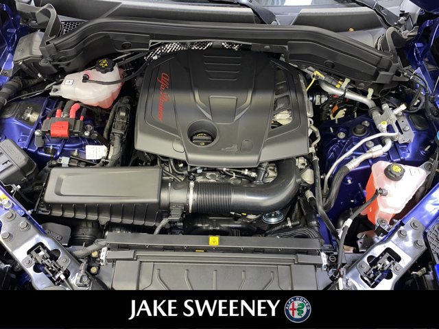 Used 2023 Alfa Romeo Stelvio Ti image 34