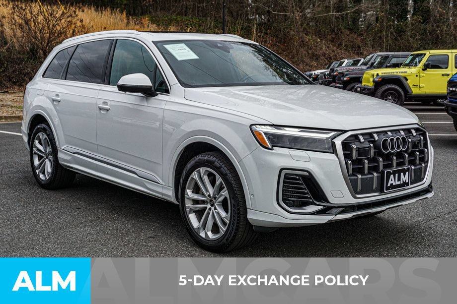 Used 2025 Audi Q7 3.0T Premium Plus AWD/4WD image 3