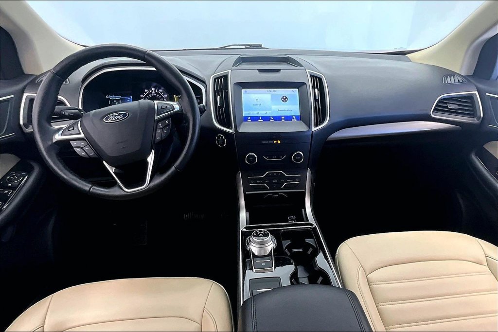 Used 2020 Ford Edge SEL w/ Cold Weather Package AWD/4WD image 15