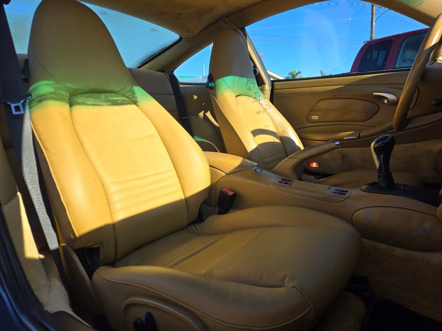 Used 2001 Porsche 911 Carrera 4 image 15