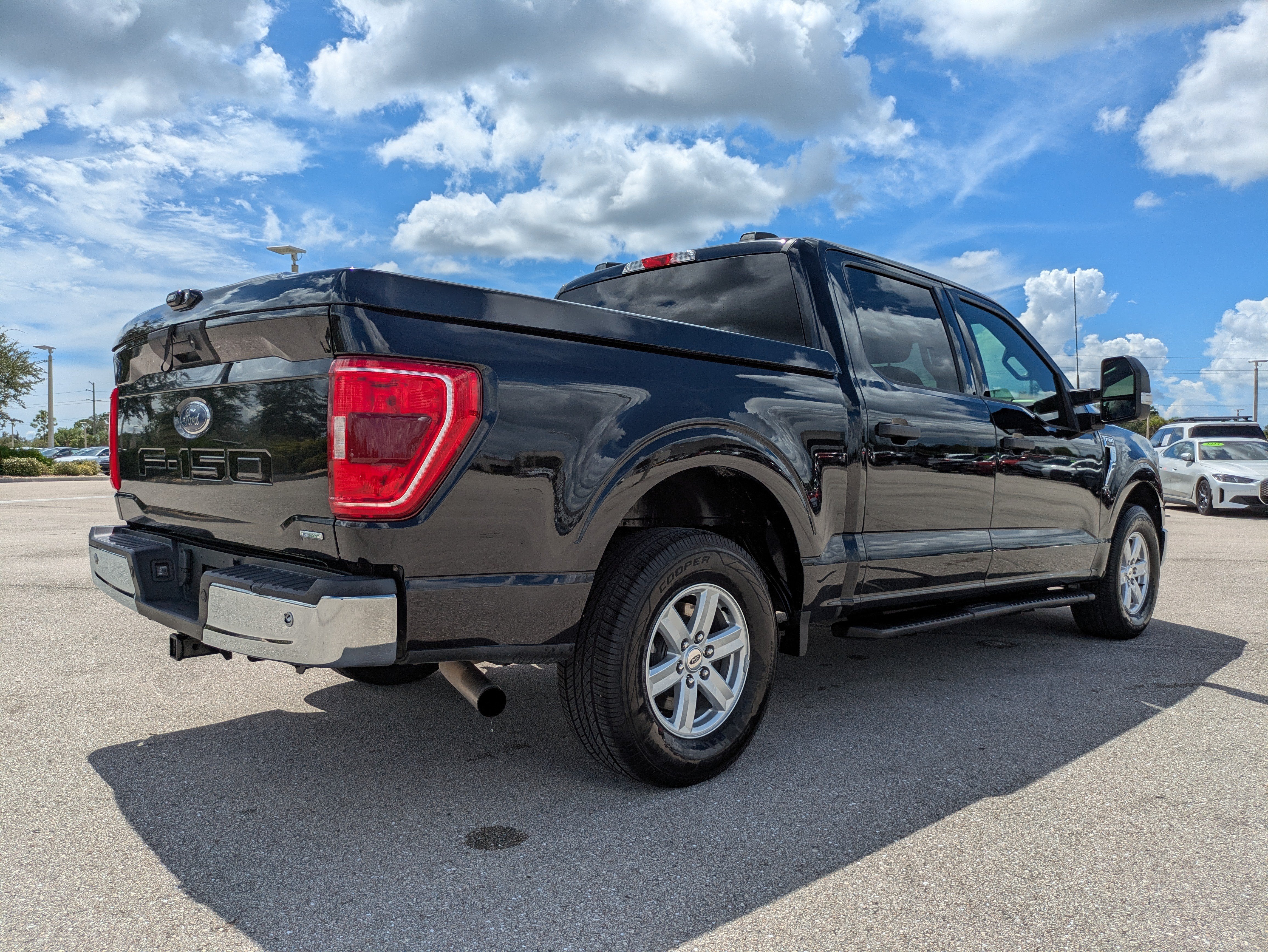 Used 2022 Ford F150 2WD SuperCrew image 4
