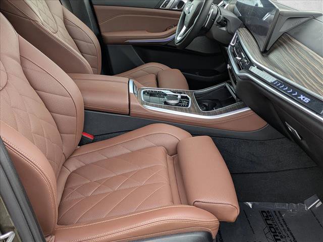 Used 2024 BMW X5 xDrive40i w/ Premium Package image 22