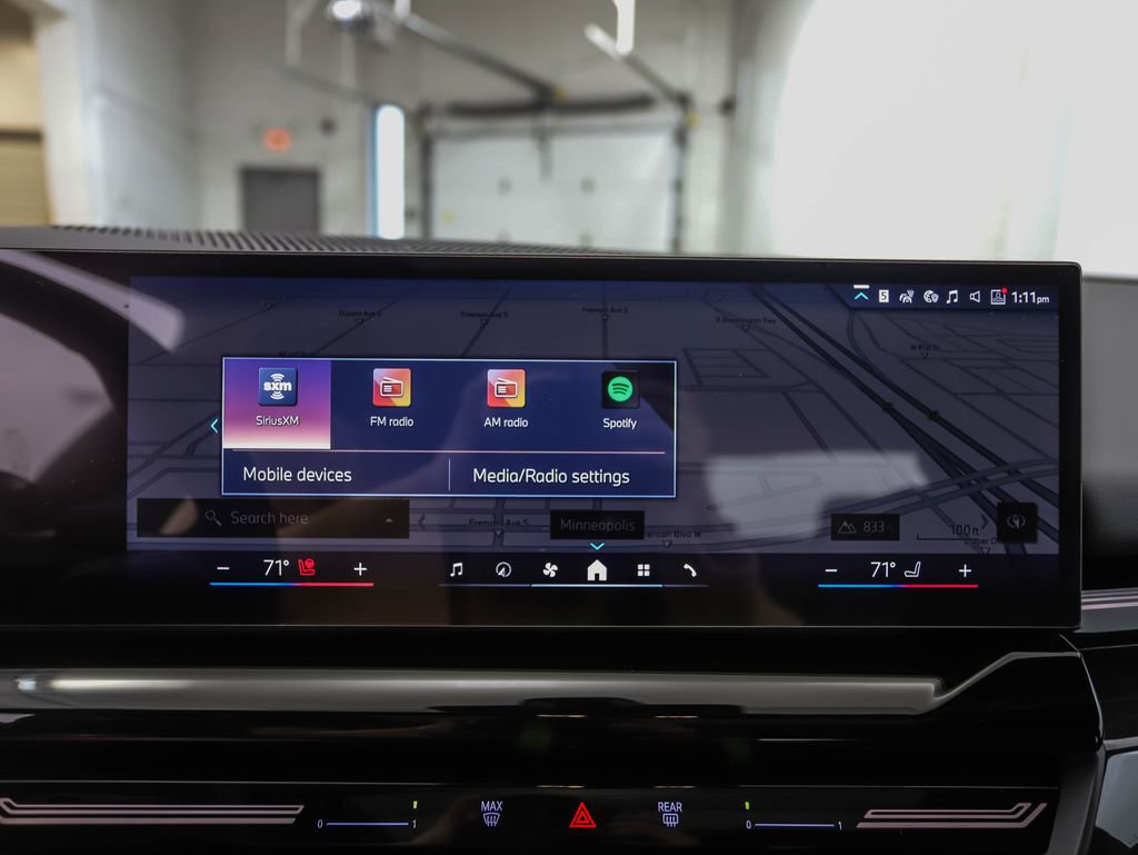 New 2026 BMW 530i xDrive w/ M Sport Package image 18