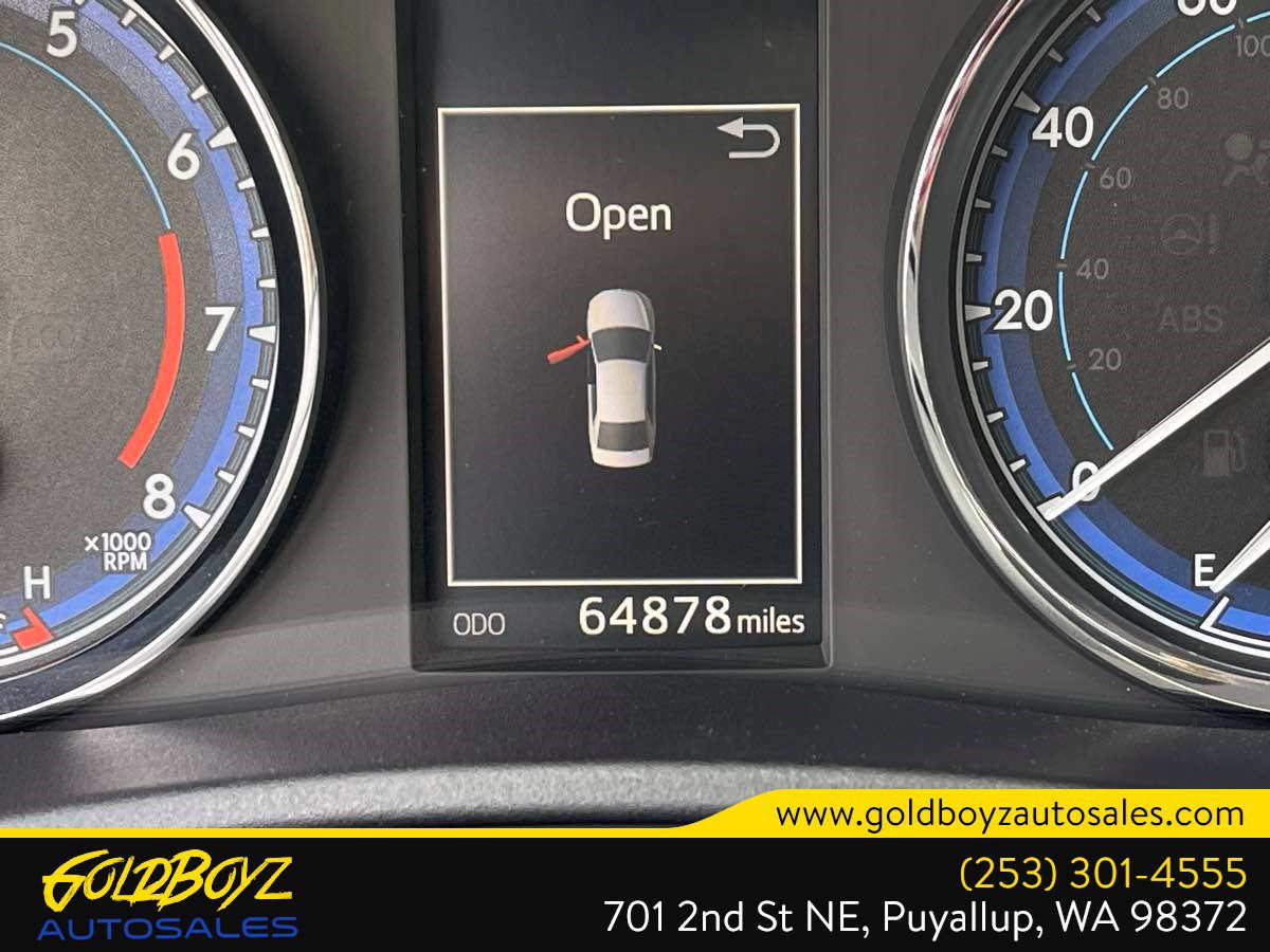 Used 2018 Toyota Corolla XSE w/ Carpet Mat Package (TMS) FWD image 28