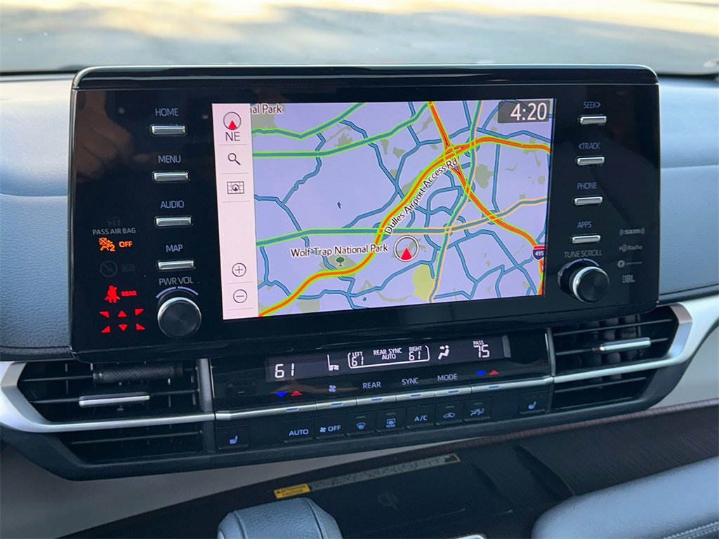 Used 2022 Toyota Sienna XLE image 30