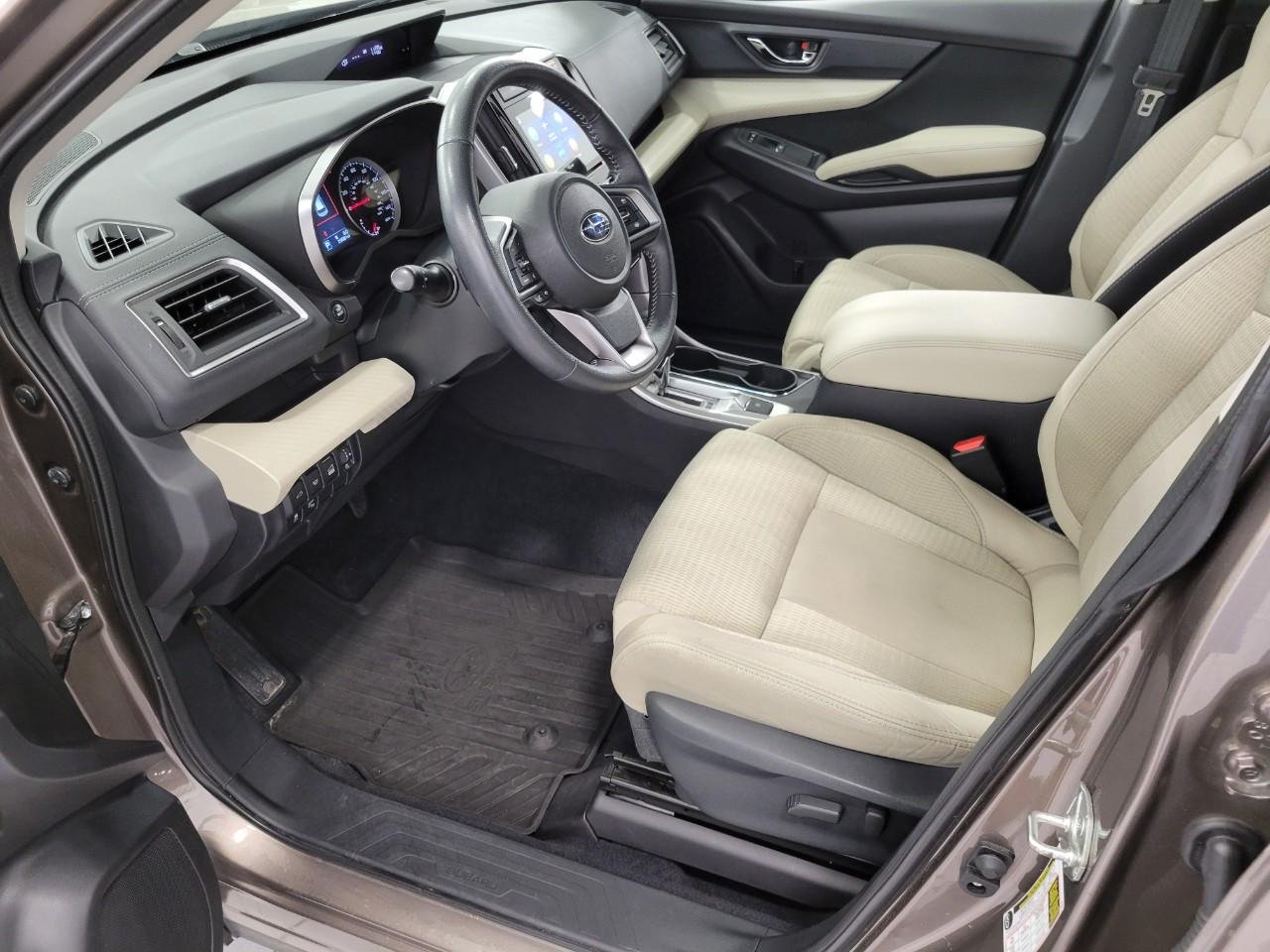Used 2021 Subaru Ascent Premium w/ Convenience Package AWD/4WD image 10