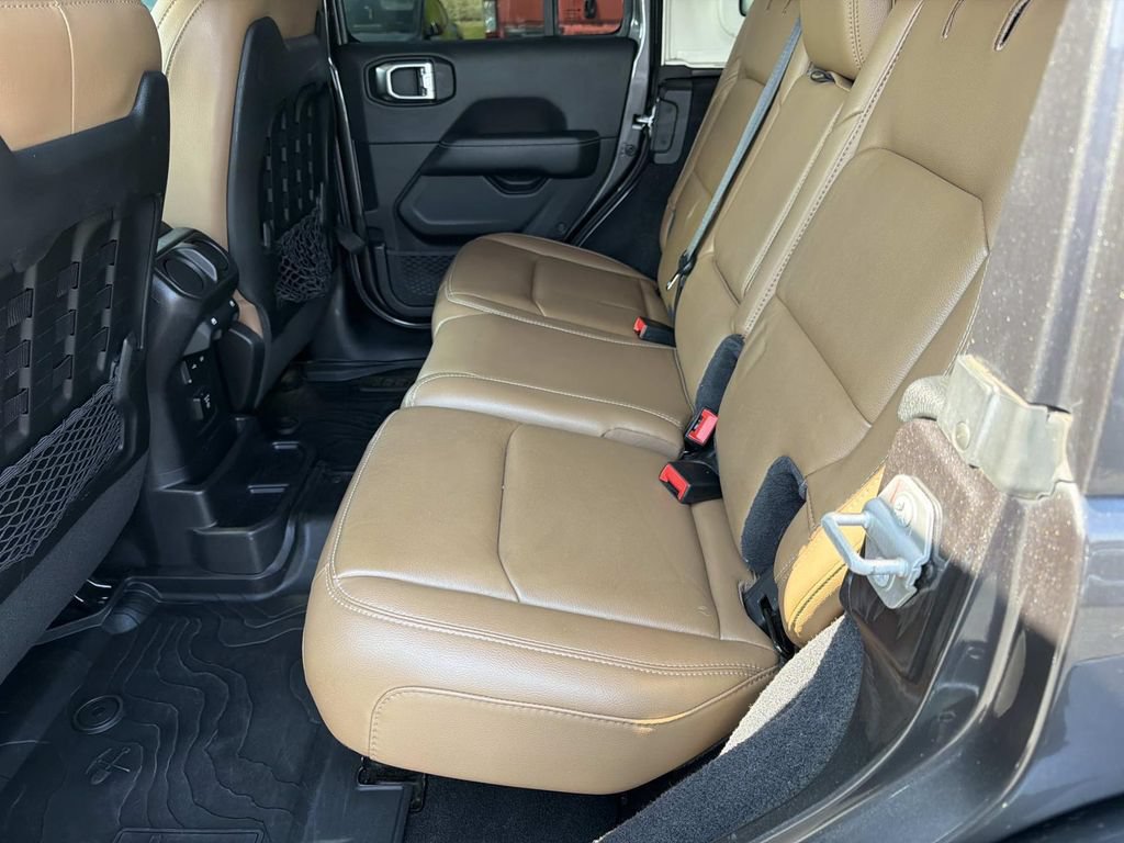 Used 2020 Jeep Wrangler Unlimited Rubicon AWD/4WD image 15
