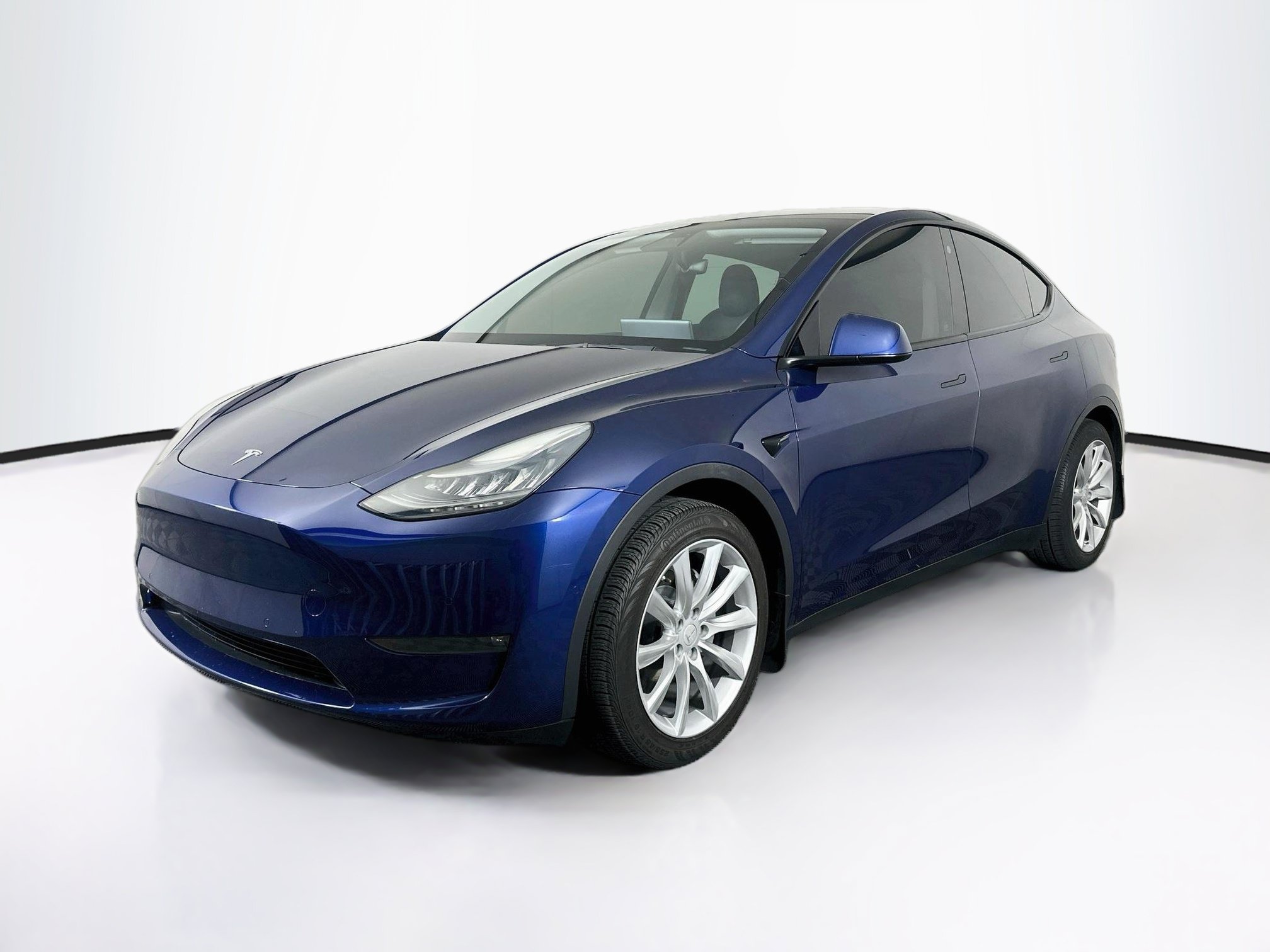 Used 2021 Tesla Model Y Long Range AWD/4WD image 3