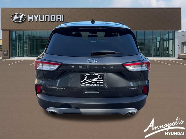 Used 2020 Ford Escape Titanium w/ Titanium Premium Package 2.0 AWD/4WD image 4
