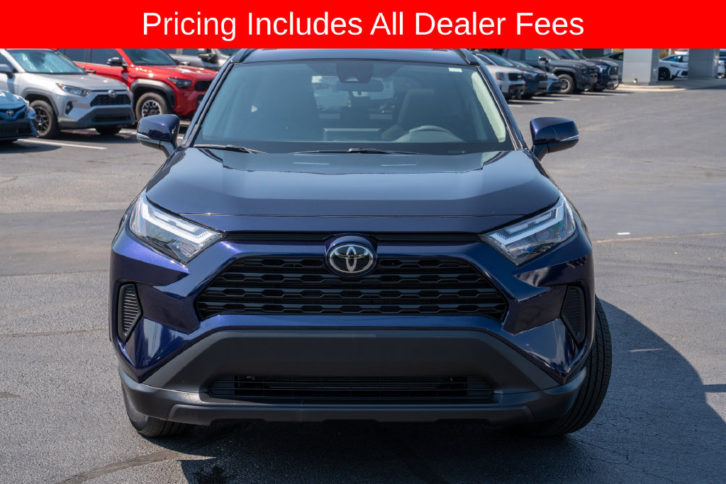 Used 2024 Toyota RAV4 XLE w/ Convenience Package FWD image 2