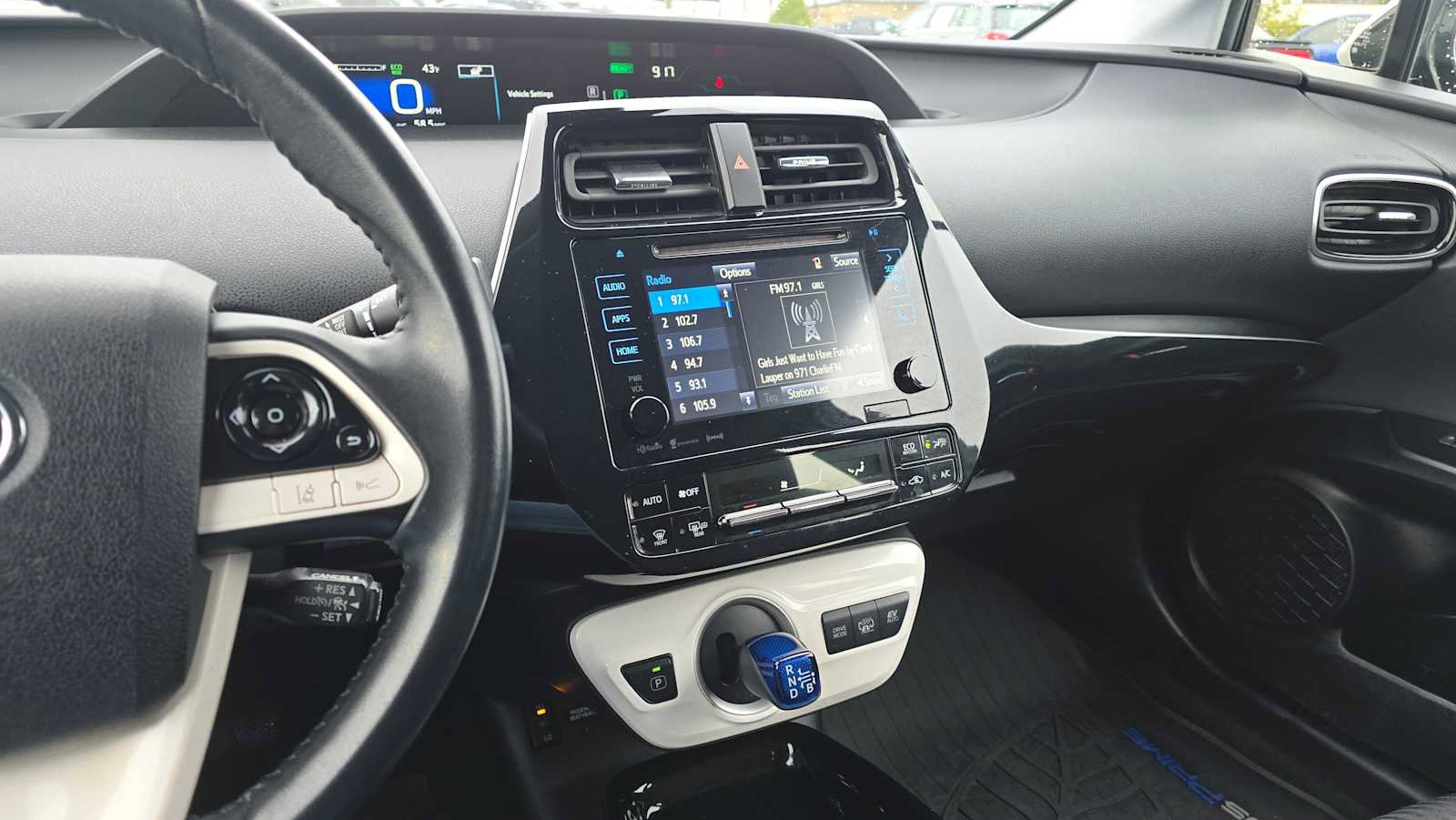 Certified 2018 Toyota Prius Prime Plus image 34