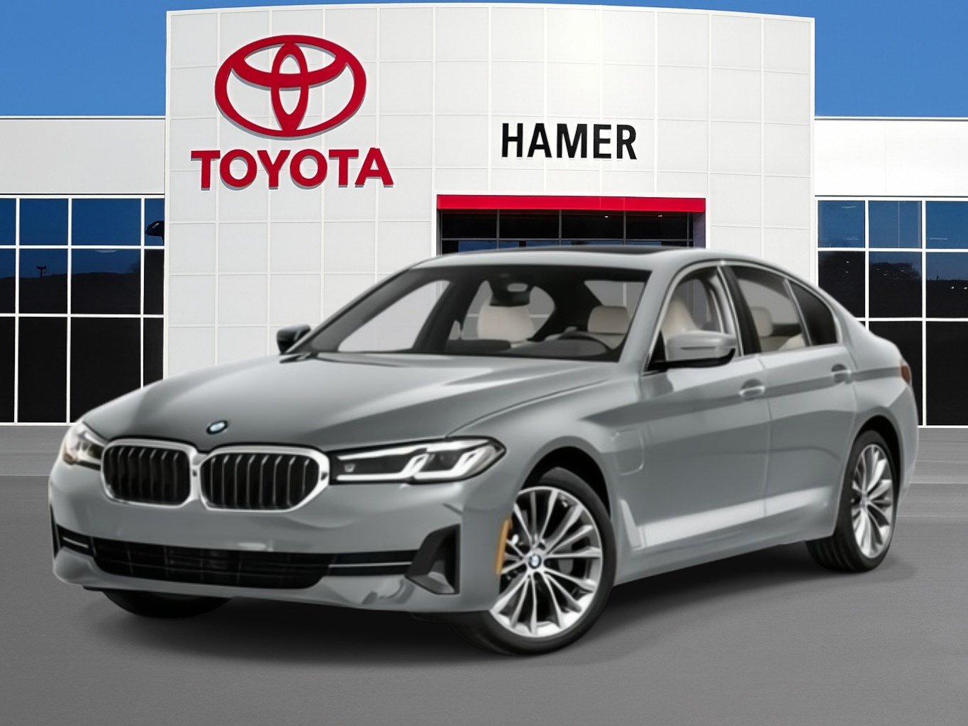 Used 2021 BMW 530e w/ Parking Assistance Package RWD image 1