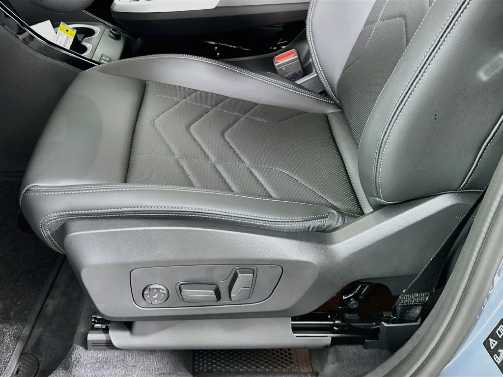 New 2027 BMW X1 xDrive28i w/ Convenience Package AWD/4WD image 21
