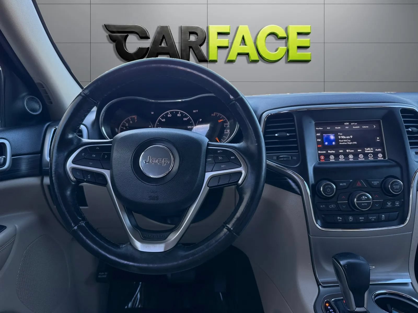 Used 2019 Jeep Grand Cherokee Laredo AWD/4WD image 24