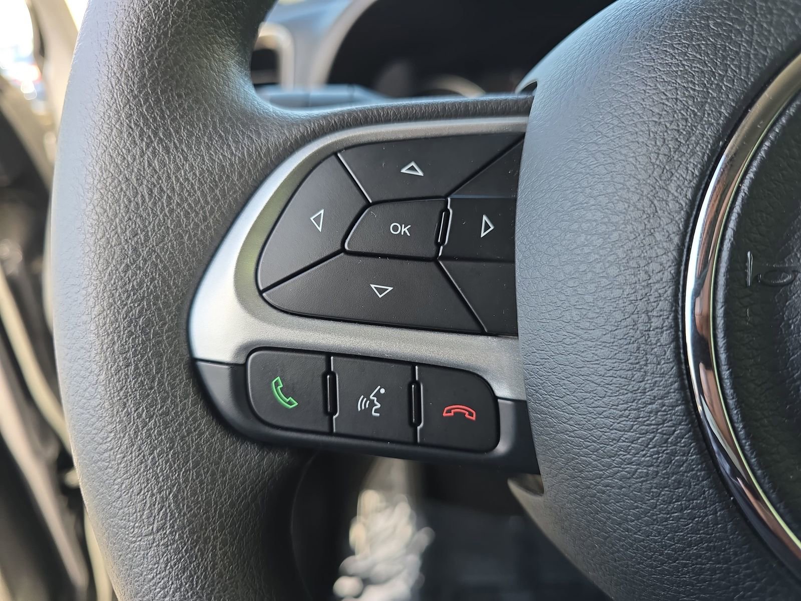 Used 2023 Jeep Renegade Latitude image 22