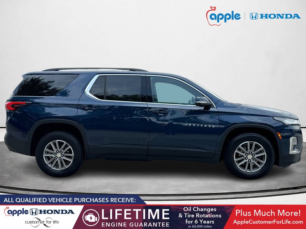 Used 2023 Chevrolet Traverse LT AWD/4WD image 2