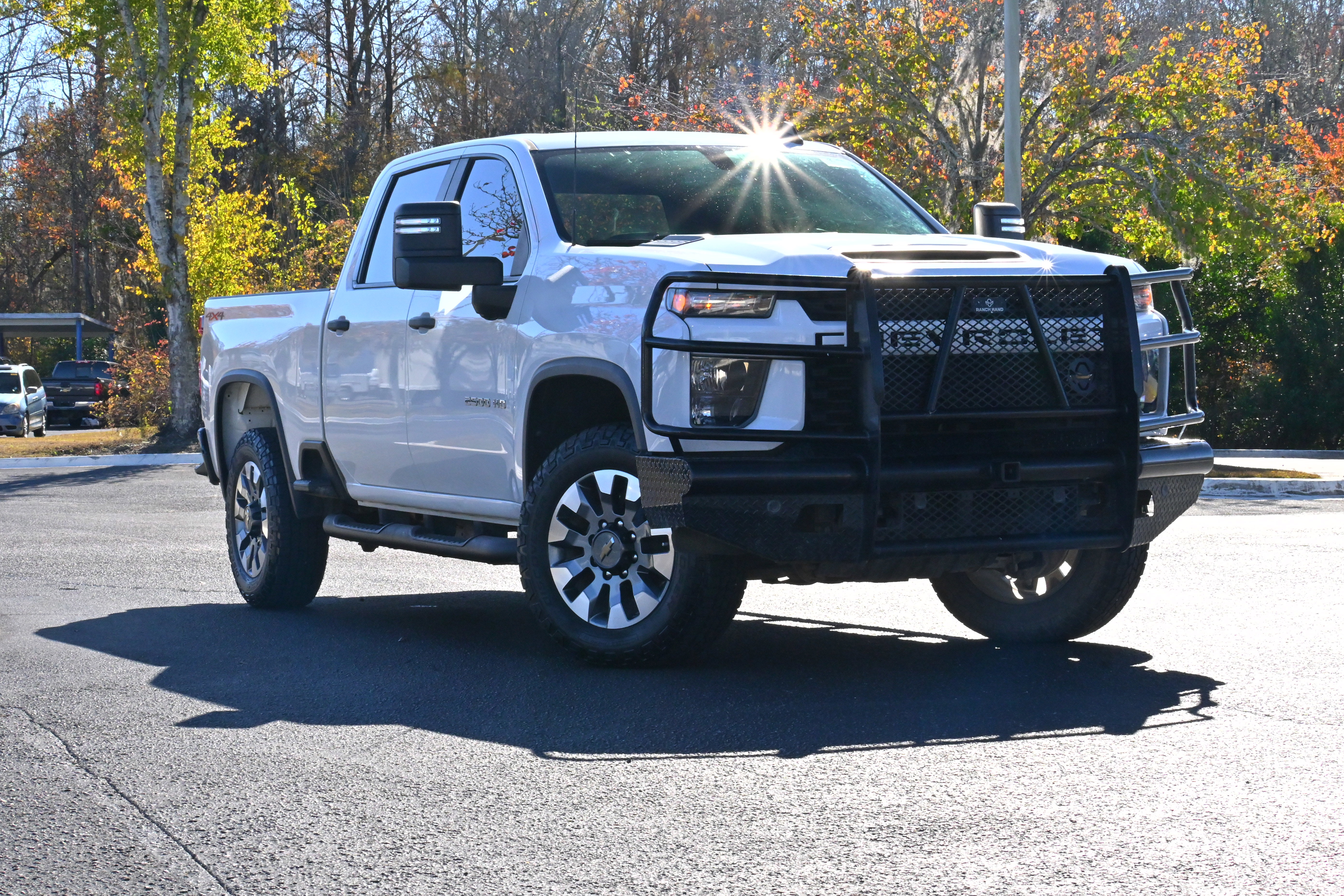 Used 2022 Chevrolet Silverado 2500 Custom w/ Custom Value Package image 2