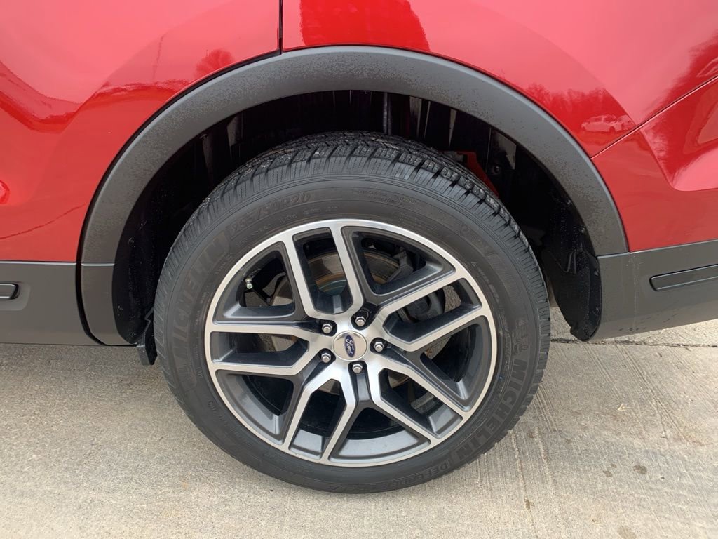 Used 2018 Ford Explorer Sport w/ Equipment Group 401A image 29