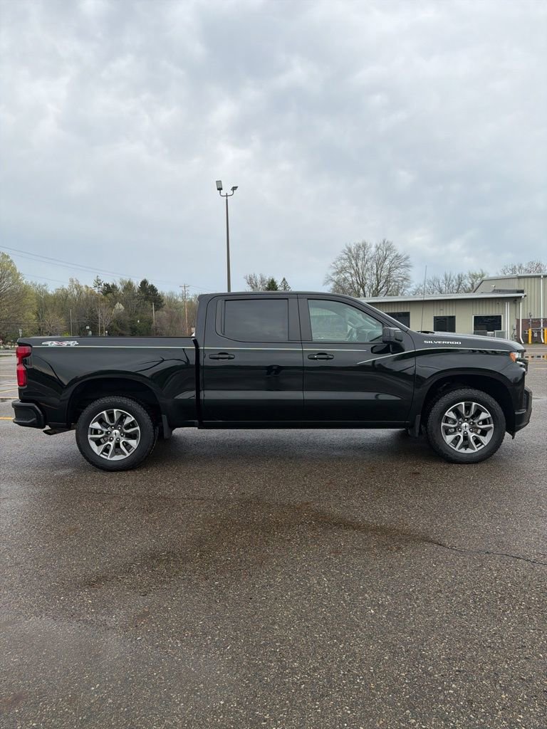 Used 2022 Chevrolet Silverado 1500 RST image 4